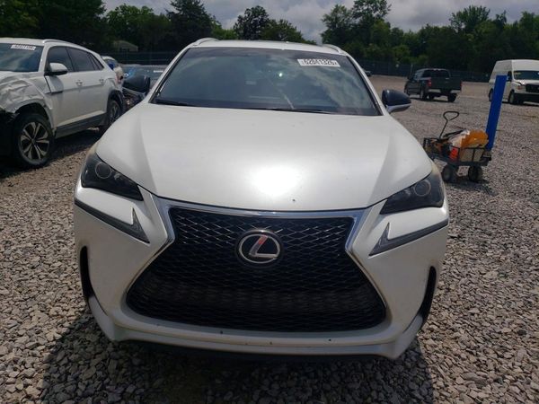 2015 LEXUS NX 200t Luxury
