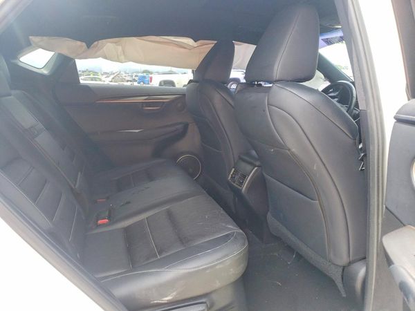 2015 LEXUS NX 200t Luxury