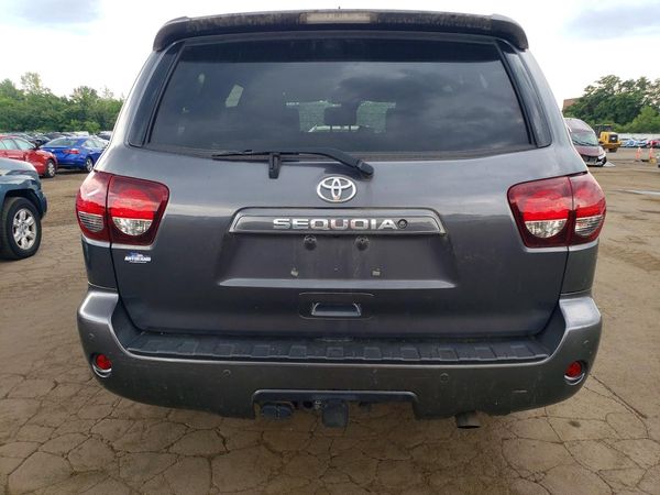 2018 TOYOTA SEQUOIA