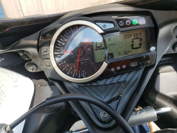 2025 SUZUKI GSXR600