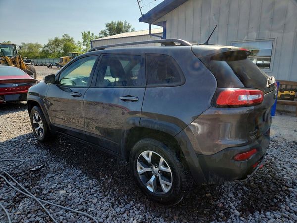 2015 JEEP CHEROKEE TRAILHAWK 4X4