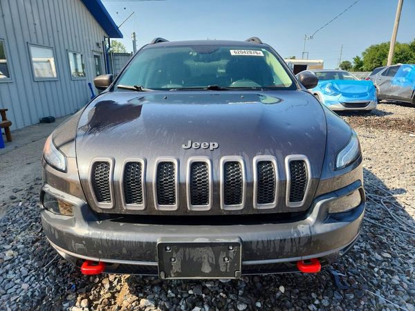 2015 JEEP CHEROKEE TRAILHAWK 4X4