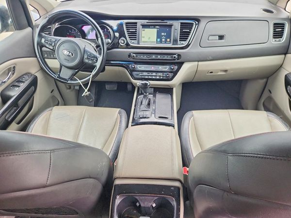 2016 KIA SEDONA EX/SX EX - Middle level