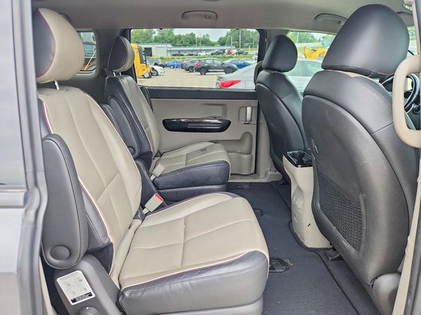 2016 KIA SEDONA EX/SX EX - Middle level
