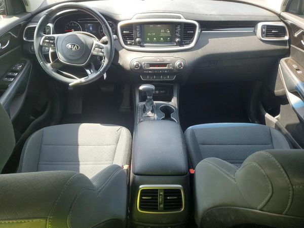 2020 KIA SORENTO