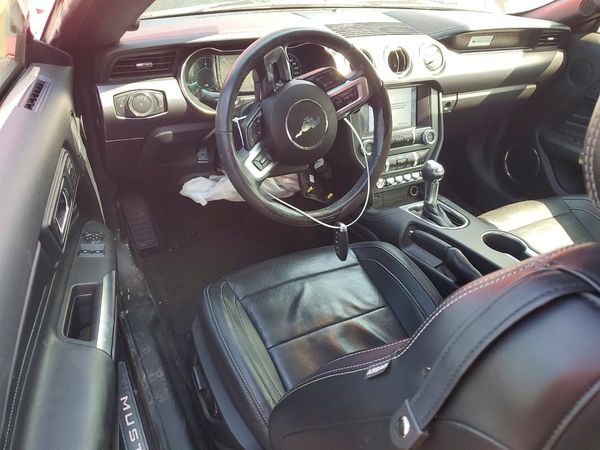 2019 FORD MUSTANG I4 Coupe