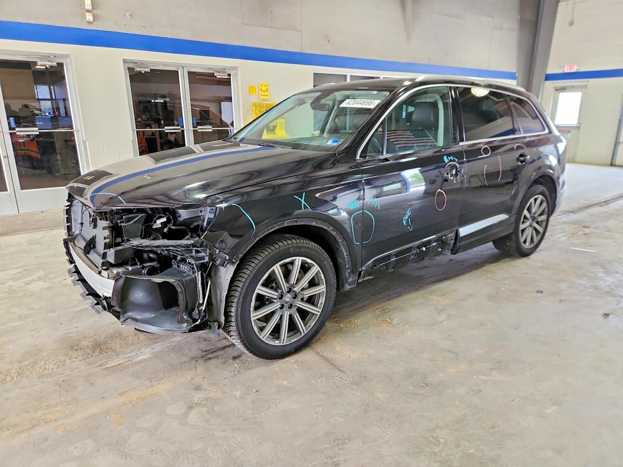 2018 AUDI Q7 quattro Premium Plus
