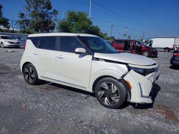 2024 KIA SOUL GT-Line