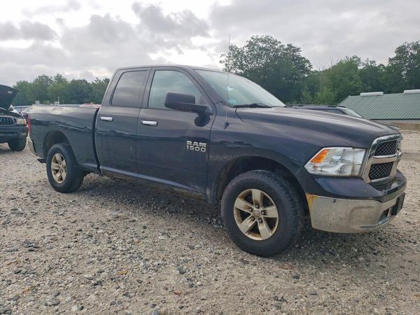 2016 RAM 1500 SLT — Passenger 3/4