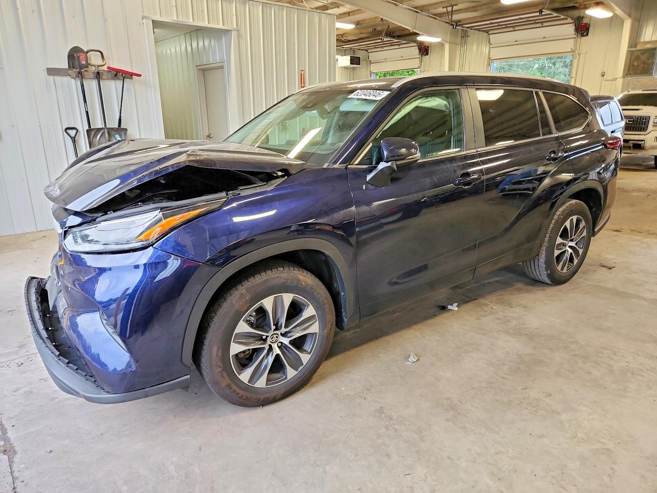 2024 TOYOTA HIGHLANDER