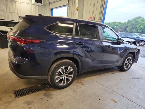 2024 TOYOTA HIGHLANDER