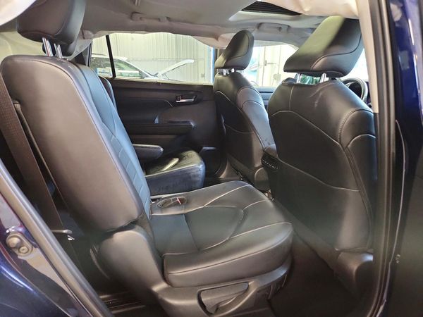 2024 TOYOTA HIGHLANDER