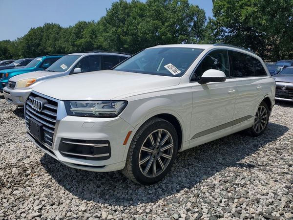 2017 AUDI Q7 quattro Premium Plus
