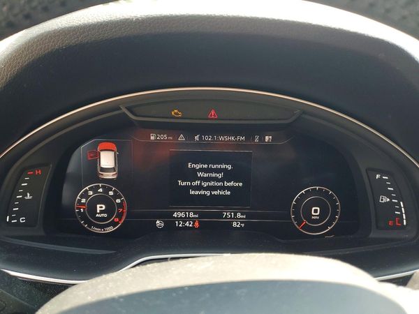 2017 AUDI Q7 quattro Premium Plus