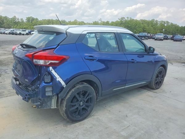2020 NISSAN KICKS