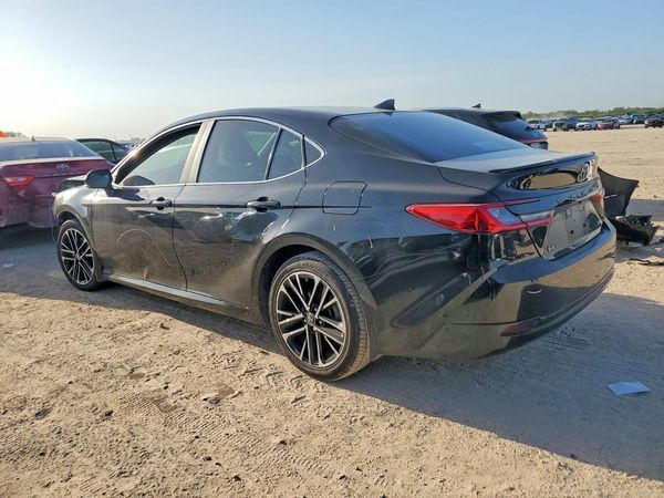2025 TOYOTA CAMRY