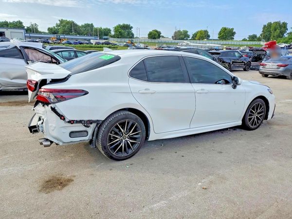 2022 TOYOTA CAMRY