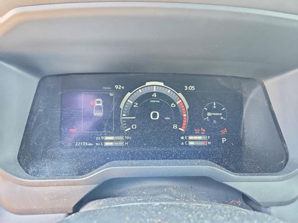 2025 TOYOTA TUNDRA Platinum