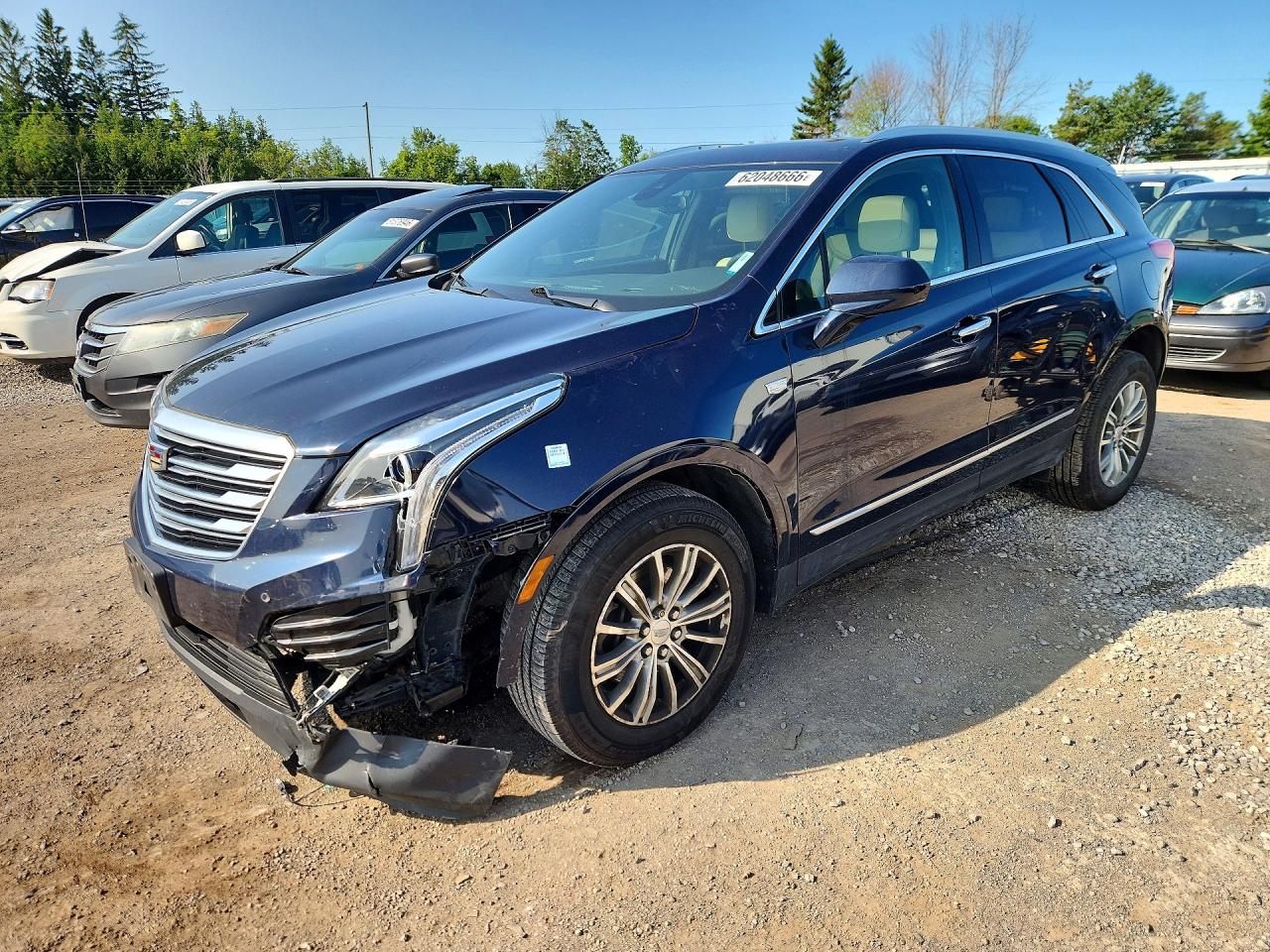 2017 CADILLAC XT5 Luxury