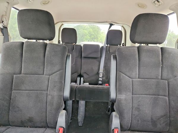 2013 DODGE GRAND CARAVAN SE