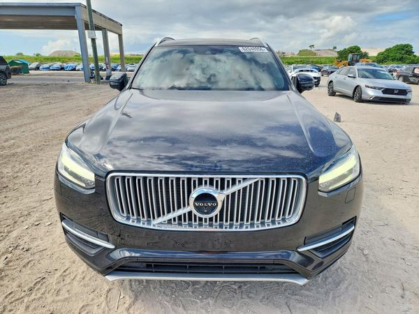 2018 VOLVO XC90