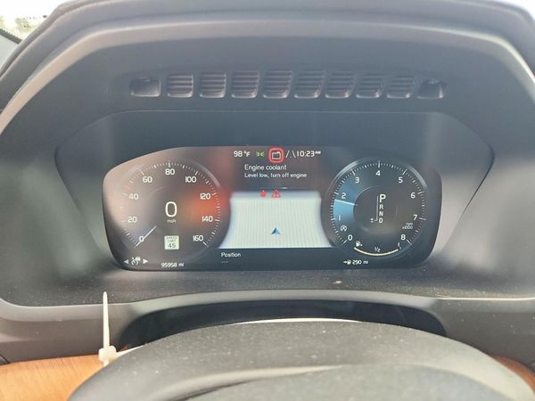 2018 VOLVO XC90