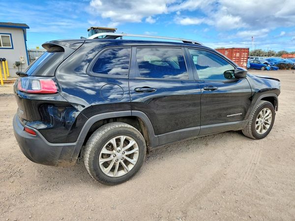 2020 JEEP CHEROKEE LATITUDE FWD