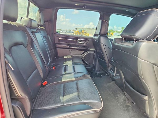 2022 RAM 1500 LARAMIE CREW CAB 4X2