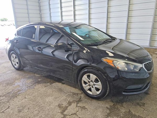 2016 KIA FORTE GL (Middle-Low Grade)