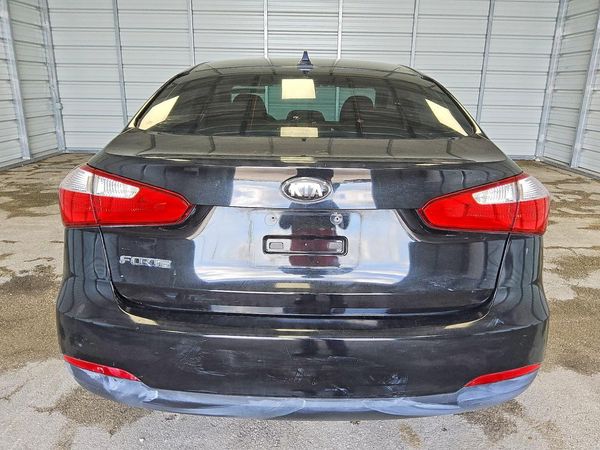 2016 KIA FORTE GL (Middle-Low Grade)