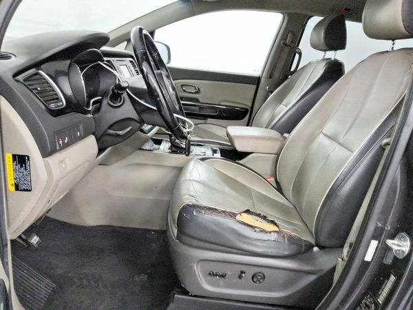 2016 KIA SEDONA EX - Middle level
