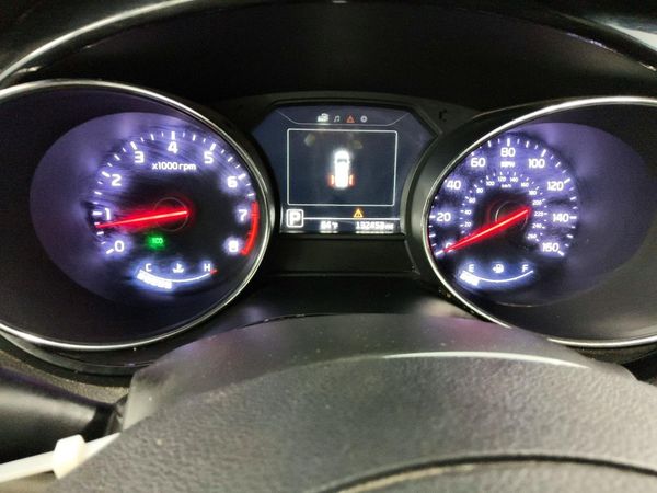 2016 KIA SEDONA EX - Middle level