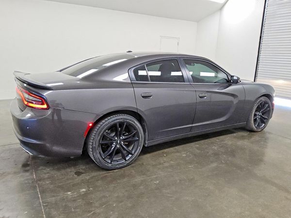 2018 DODGE CHARGER SXT