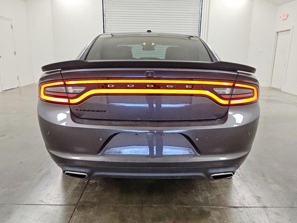 2018 DODGE CHARGER SXT
