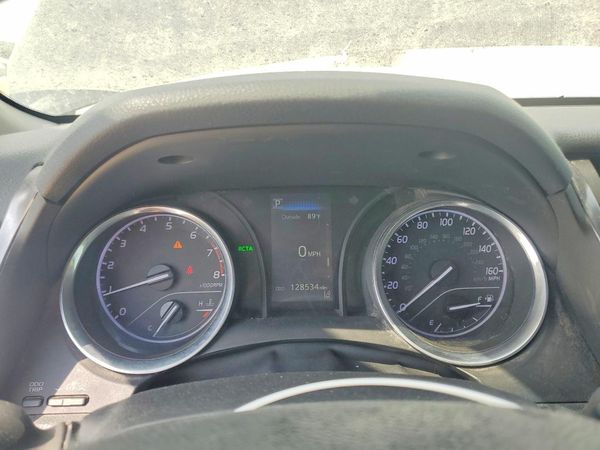 2018 TOYOTA CAMRY