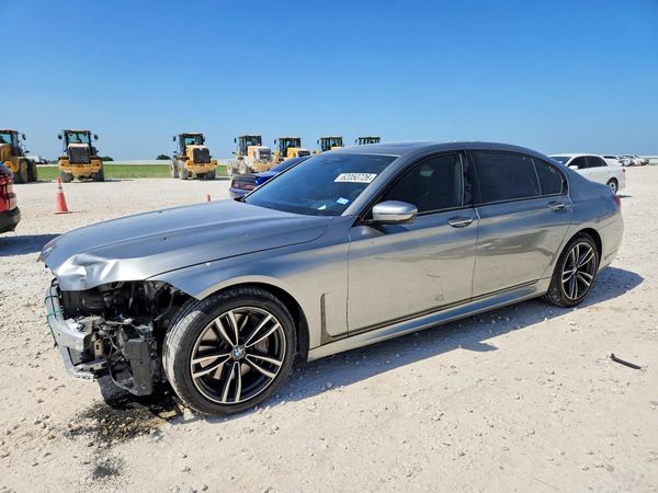 2021 BMW 750