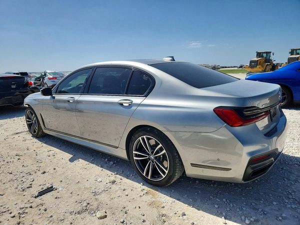 2021 BMW 750 xDrive