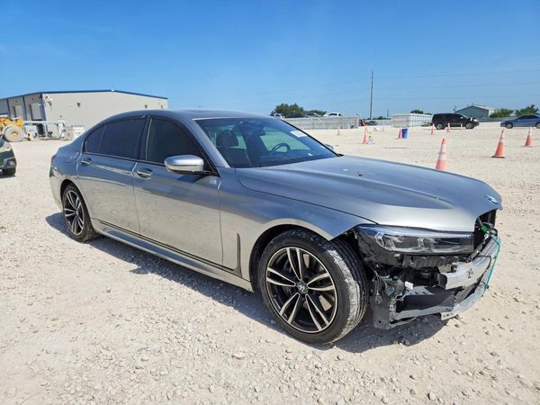 2021 BMW 750 xDrive