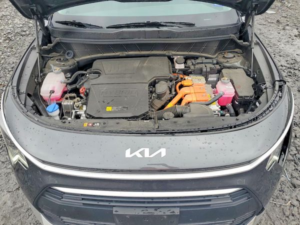 2026 KIA NIRO LX