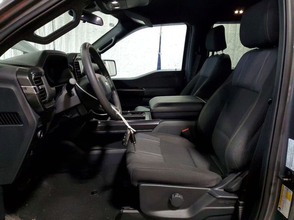 2025 FORD F150 STX