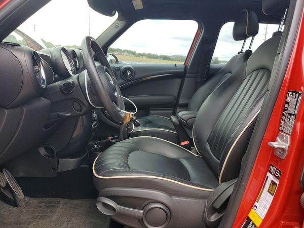 2014 MINI COOPER