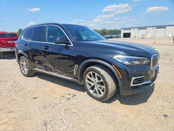 2023 BMW X5 sDrive40i