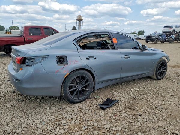 2016 INFINITI Q50