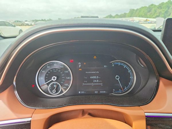 2022 GENESIS GV70