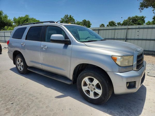 2012 TOYOTA SEQUOIA — Passenger 3/4
