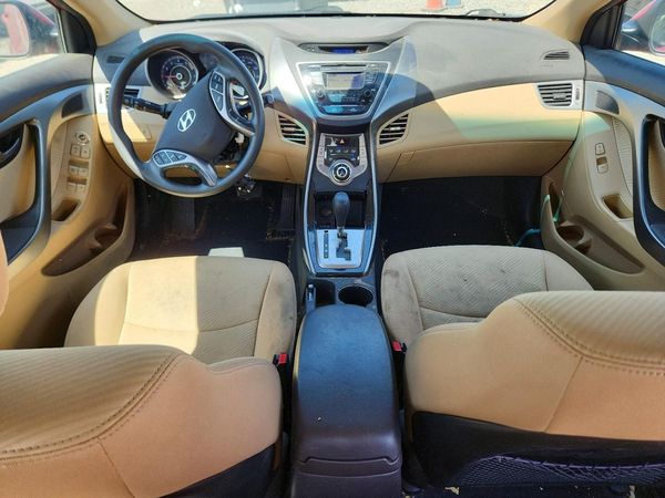 2013 HYUNDAI ELANTRA