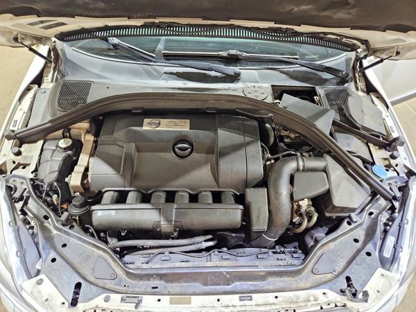 2013 VOLVO XC60