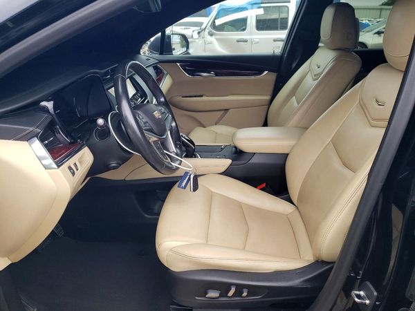 2019 CADILLAC XT5 Luxury