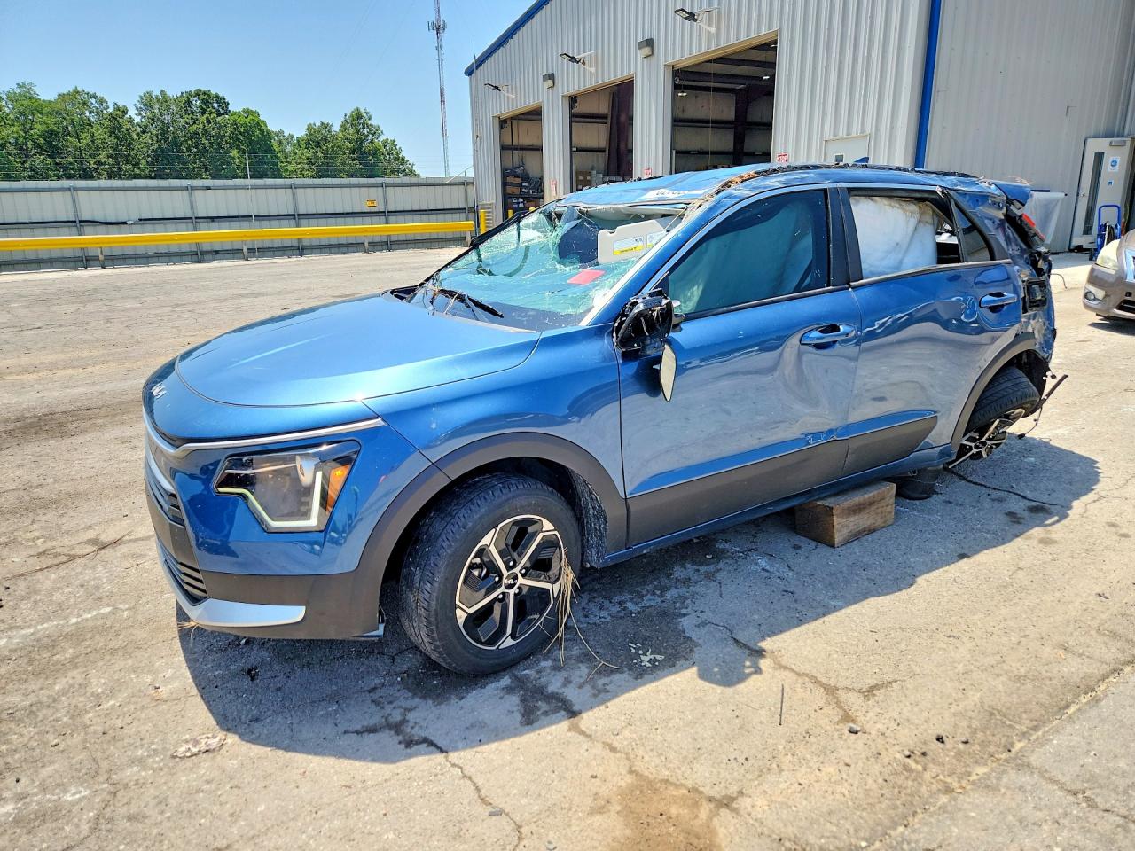 2024 KIA NIRO