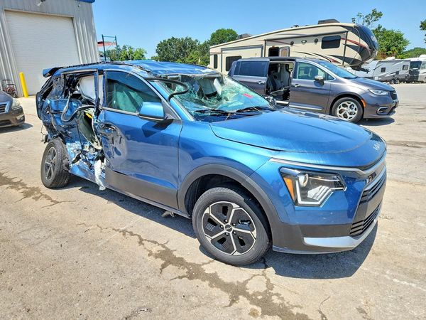 2024 KIA NIRO